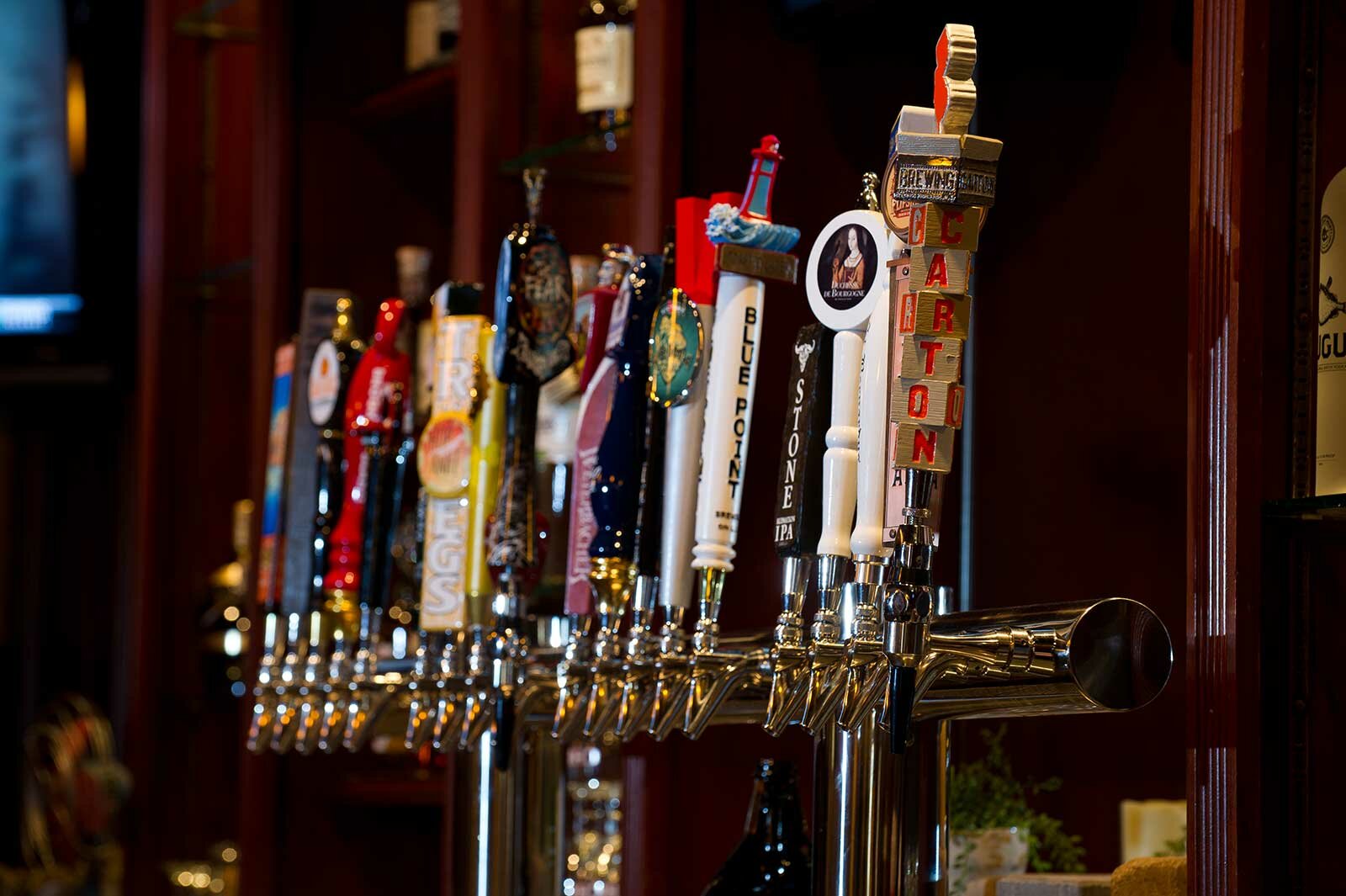 drinks-paragon-tap-and-table-clark-nj